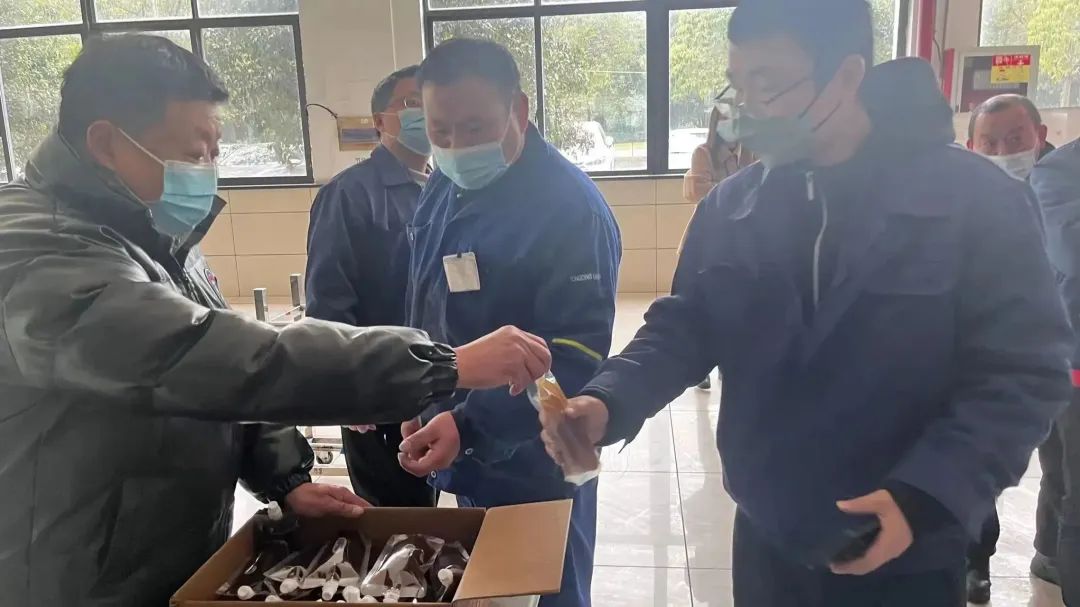 防疫有“方”丨龙腾发放免费防疫中药汤包