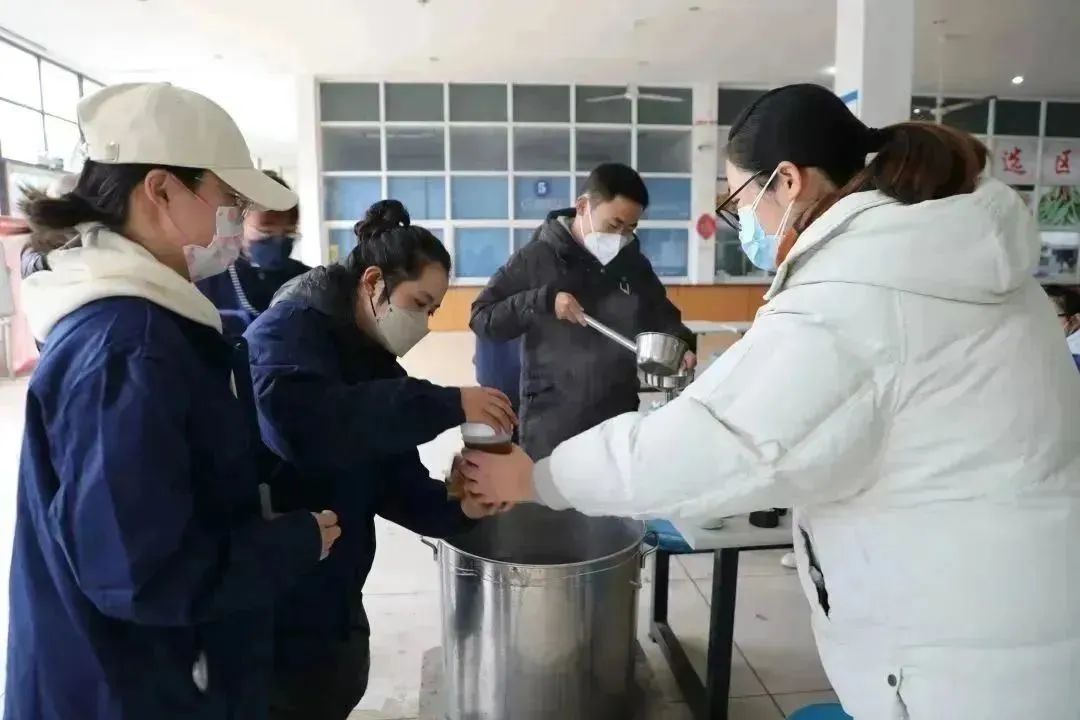 防疫有“方”丨龙腾发放免费防疫中药汤包