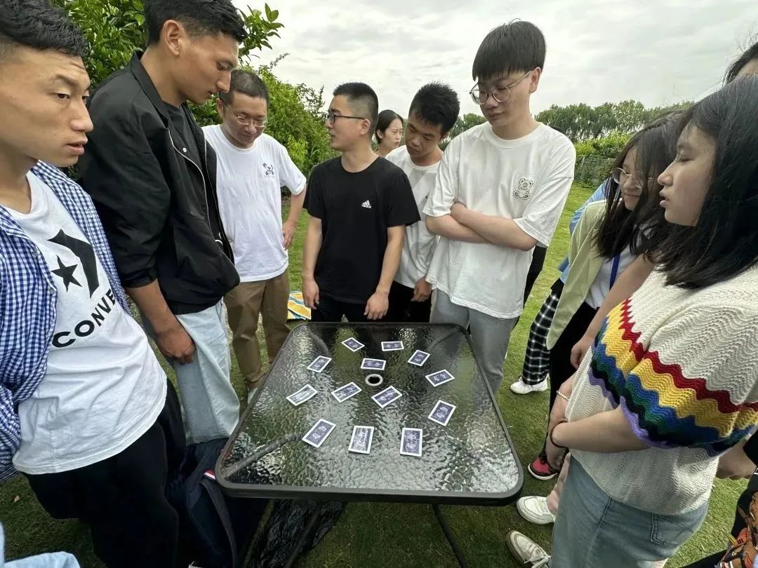 共青春·团相聚龙腾国际团委举办青年员工拓展联谊活动